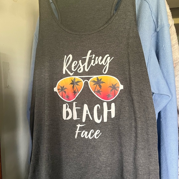 Bundle of 6 tank tops - Picture 3 of 7